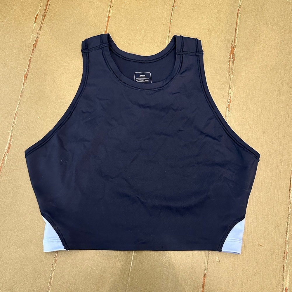 On running movement crop tank